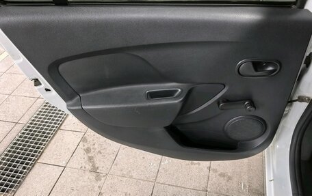 Renault Logan II, 2019 год, 1 150 000 рублей, 20 фотография