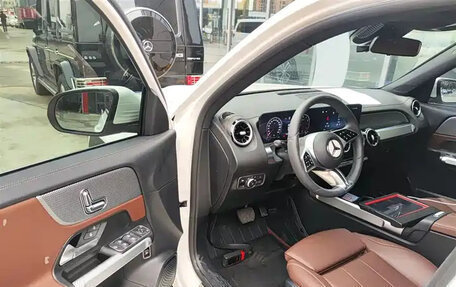 Mercedes-Benz GLB, 2024 год, 3 510 115 рублей, 13 фотография