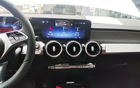 Mercedes-Benz GLB, 2024 год, 3 510 115 рублей, 11 фотография