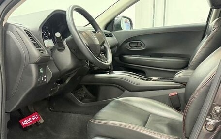 Honda Vezel, 2022 год, 1 270 000 рублей, 8 фотография