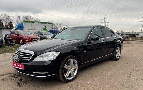 Mercedes-Benz S-Класс, 2011 год, 2 290 000 рублей, 1 фотография
