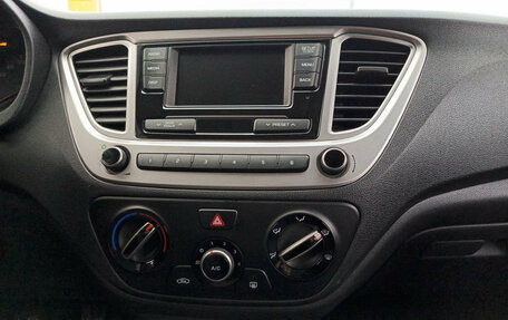 Hyundai Solaris II рестайлинг, 2019 год, 1 200 000 рублей, 15 фотография