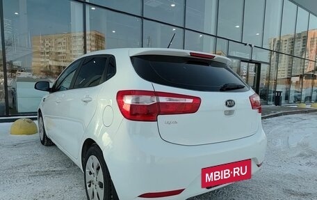 KIA Rio III рестайлинг, 2013 год, 740 000 рублей, 7 фотография