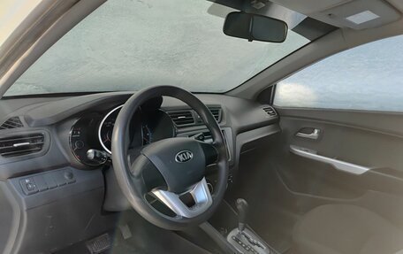 KIA Rio III рестайлинг, 2013 год, 740 000 рублей, 18 фотография