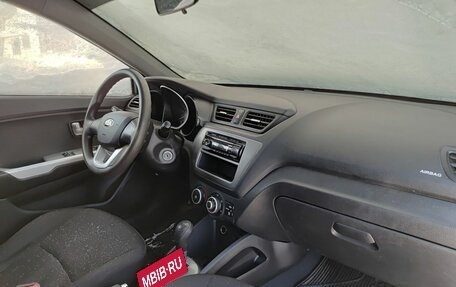 KIA Rio III рестайлинг, 2013 год, 740 000 рублей, 14 фотография