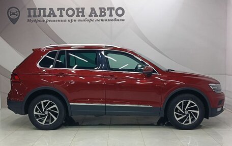 Volkswagen Tiguan II, 2018 год, 1 997 000 рублей, 4 фотография