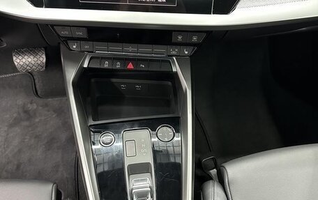 Audi A3, 2022 год, 2 250 000 рублей, 7 фотография