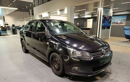 Volkswagen Polo VI (EU Market), 2013 год, 600 000 рублей, 3 фотография