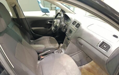 Volkswagen Polo VI (EU Market), 2013 год, 600 000 рублей, 8 фотография