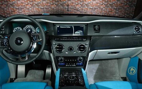 Rolls-Royce Cullinan, 2025 год, 54 150 000 рублей, 13 фотография