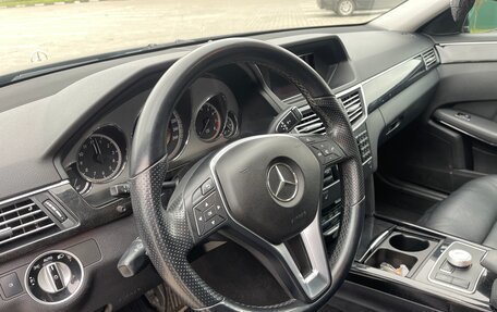 Mercedes-Benz E-Класс, 2012 год, 1 980 000 рублей, 21 фотография