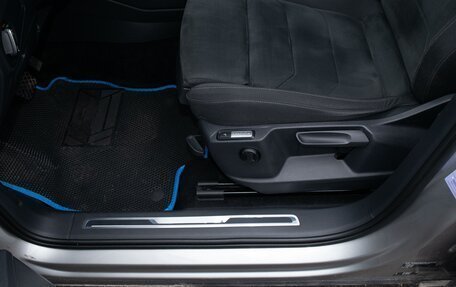 Volkswagen Tiguan II, 2017 год, 2 950 000 рублей, 16 фотография