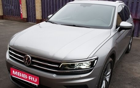 Volkswagen Tiguan II, 2017 год, 2 950 000 рублей, 5 фотография