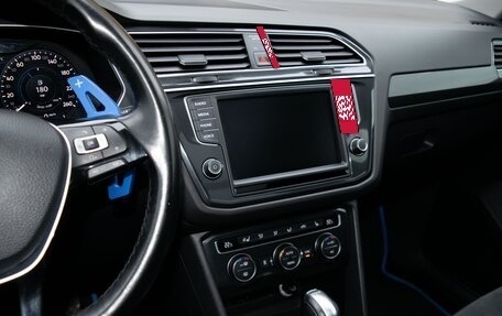 Volkswagen Tiguan II, 2017 год, 2 950 000 рублей, 12 фотография