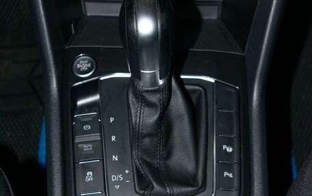 Volkswagen Tiguan II, 2017 год, 2 950 000 рублей, 28 фотография