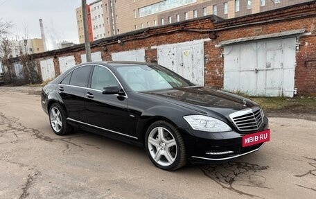 Mercedes-Benz S-Класс, 2011 год, 2 290 000 рублей, 3 фотография