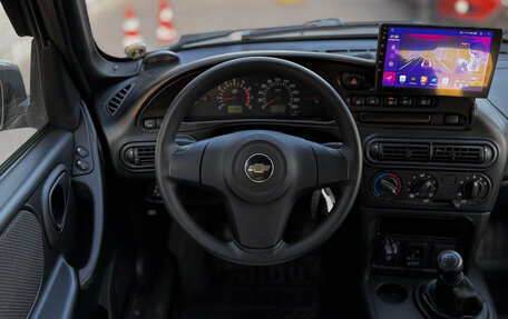 Chevrolet Niva I рестайлинг, 2017 год, 759 000 рублей, 12 фотография