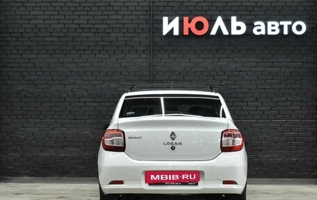 Renault Logan II, 2016 год, 799 000 рублей, 6 фотография