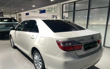 Toyota Camry, 2017 год, 2 200 000 рублей, 3 фотография