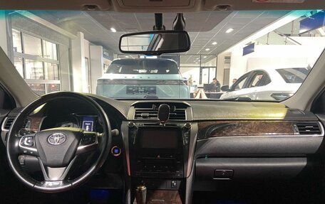 Toyota Camry, 2017 год, 2 200 000 рублей, 25 фотография