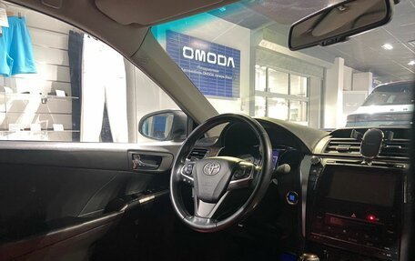 Toyota Camry, 2017 год, 2 200 000 рублей, 26 фотография