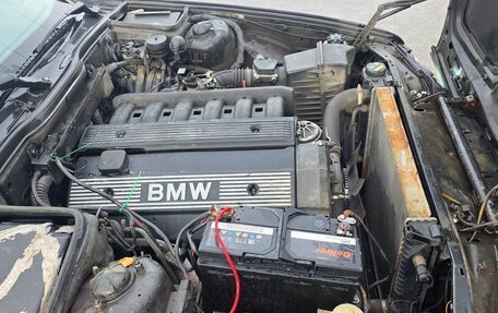 BMW 5 серия, 1990 год, 300 000 рублей, 9 фотография