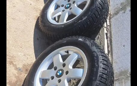 BMW 5 серия, 1990 год, 300 000 рублей, 12 фотография