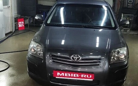 Toyota Avensis III рестайлинг, 2007 год, 950 000 рублей, 8 фотография