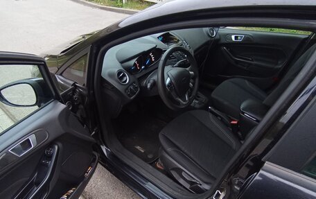 Ford Fiesta, 2017 год, 815 000 рублей, 14 фотография