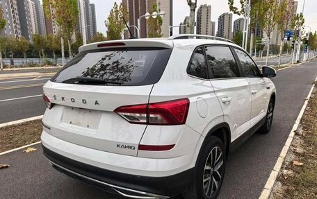 Skoda Kamiq I, 2022 год, 1 300 000 рублей, 4 фотография