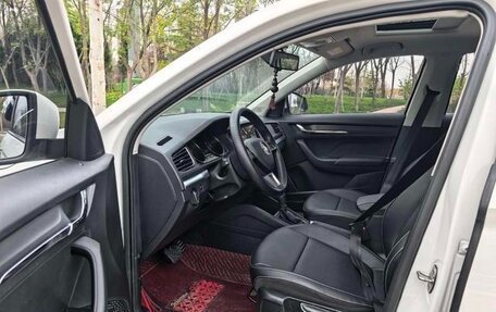 Skoda Kamiq I, 2022 год, 1 300 000 рублей, 9 фотография