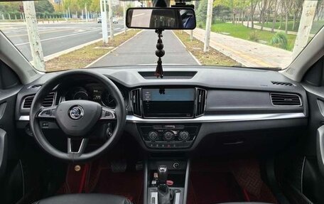 Skoda Kamiq I, 2022 год, 1 300 000 рублей, 12 фотография