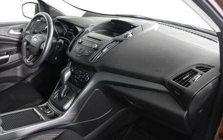 Ford Kuga III, 2017 год, 1 900 000 рублей, 10 фотография