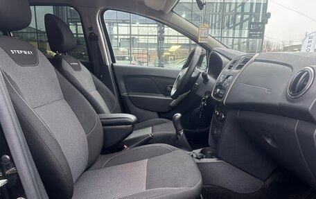 Renault Logan II, 2019 год, 1 299 000 рублей, 11 фотография