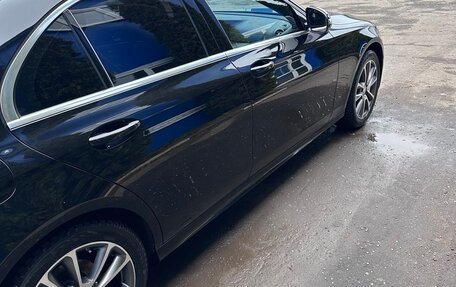 Mercedes-Benz E-Класс, 2016 год, 3 200 000 рублей, 5 фотография