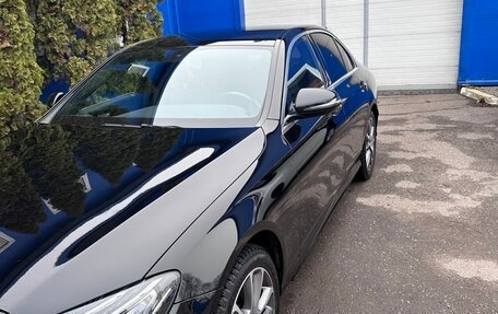 Mercedes-Benz E-Класс, 2016 год, 3 200 000 рублей, 3 фотография