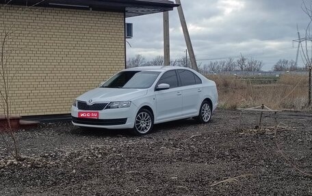 Skoda Rapid I, 2014 год, 900 000 рублей, 1 фотография