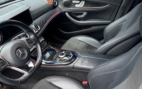 Mercedes-Benz E-Класс, 2016 год, 3 200 000 рублей, 9 фотография