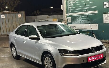 Volkswagen Jetta VI, 2014 год, 785 000 рублей, 2 фотография