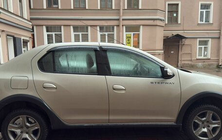 Renault Logan II, 2021 год, 1 500 000 рублей, 2 фотография