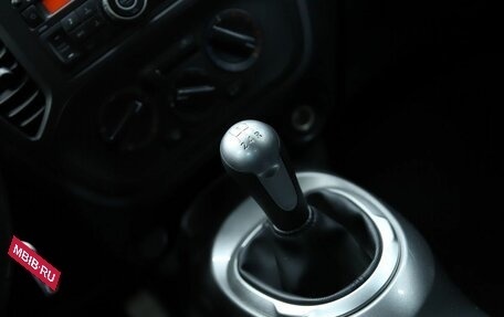 Nissan Juke II, 2011 год, 890 000 рублей, 14 фотография