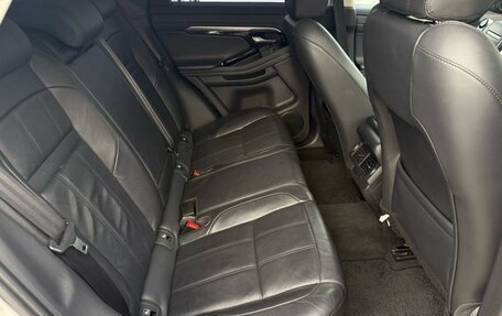 Land Rover Range Rover Evoque II, 2019 год, 3 599 000 рублей, 14 фотография