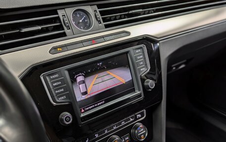 Volkswagen Passat B8 рестайлинг, 2017 год, 2 250 000 рублей, 32 фотография