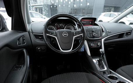 Opel Zafira C рестайлинг, 2014 год, 990 000 рублей, 7 фотография