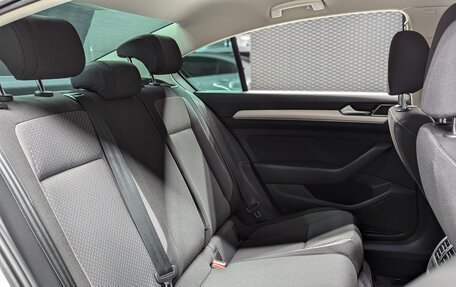 Volkswagen Passat B8 рестайлинг, 2017 год, 2 250 000 рублей, 40 фотография