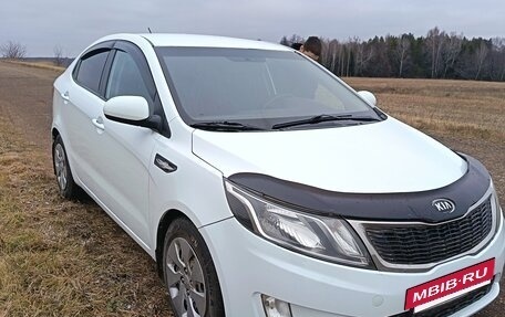 KIA Rio III рестайлинг, 2014 год, 800 000 рублей, 2 фотография