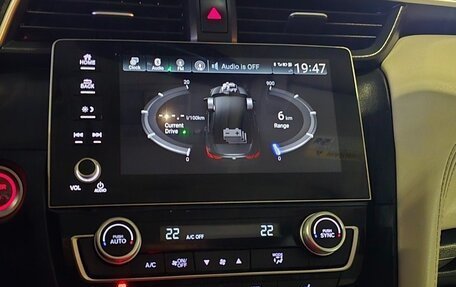 Honda Insight III, 2019 год, 2 250 000 рублей, 3 фотография