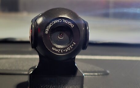 Honda Insight III, 2019 год, 2 250 000 рублей, 15 фотография