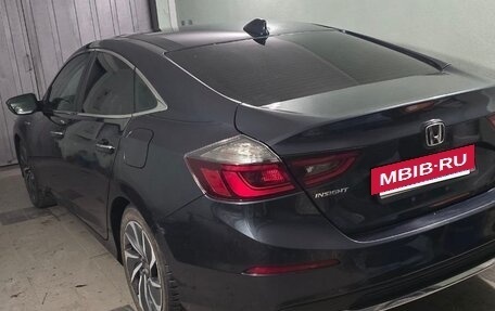 Honda Insight III, 2019 год, 2 250 000 рублей, 6 фотография