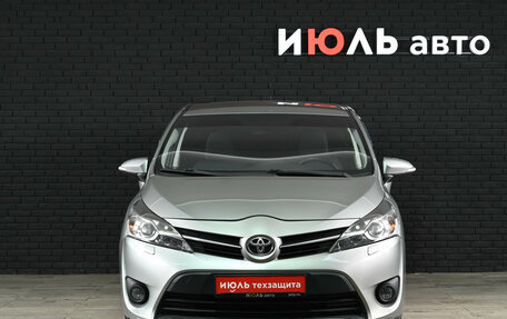 Toyota Verso I, 2013 год, 1 500 000 рублей, 3 фотография